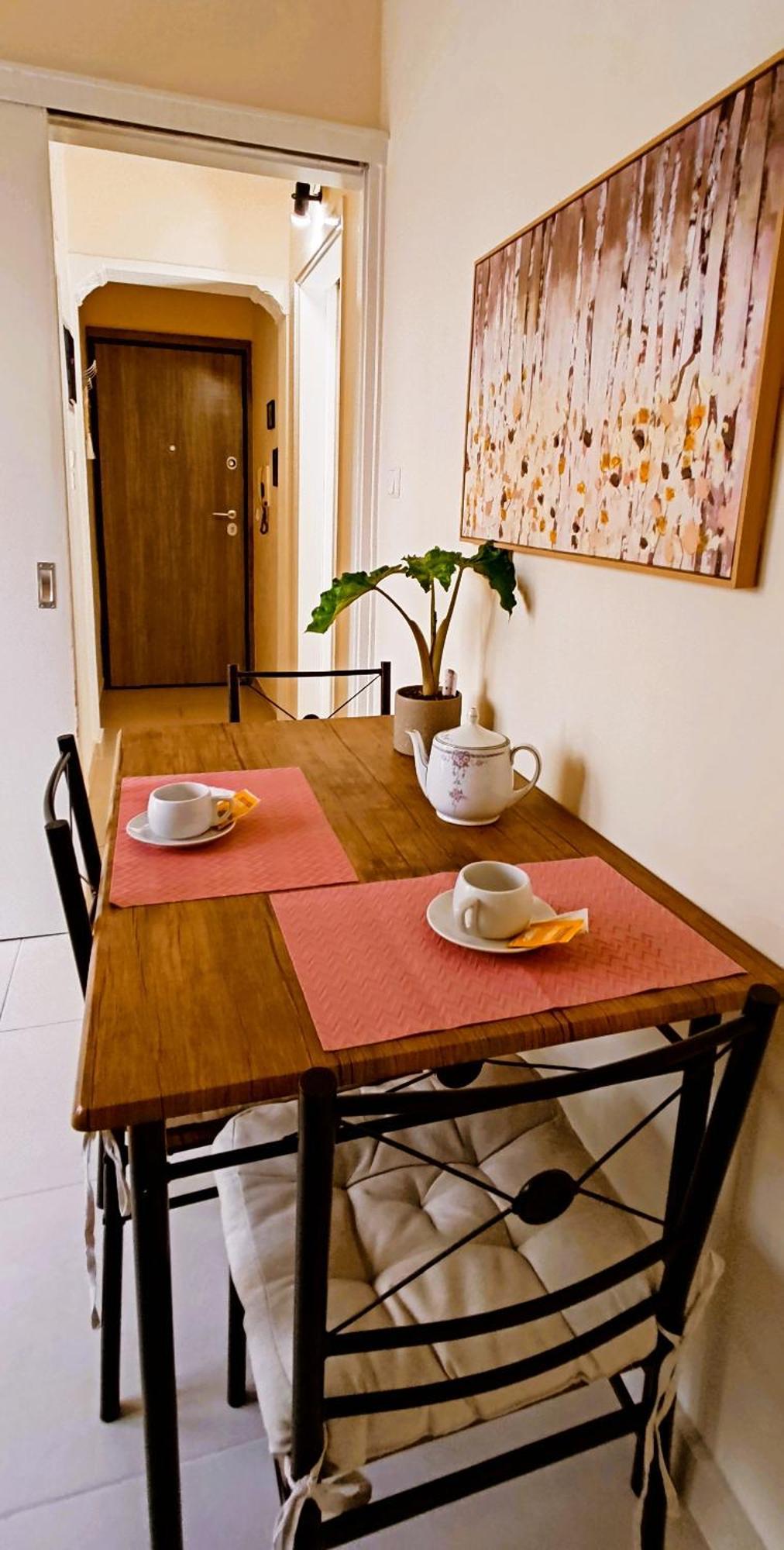 Next To Metro! Bright Apartment With Fully Equipped Kitchen Atenas Exterior foto